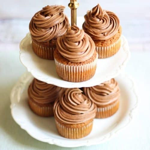 Cupcakes au beurre de cacahuète et chocolat Elle Mijote Quelque Chose